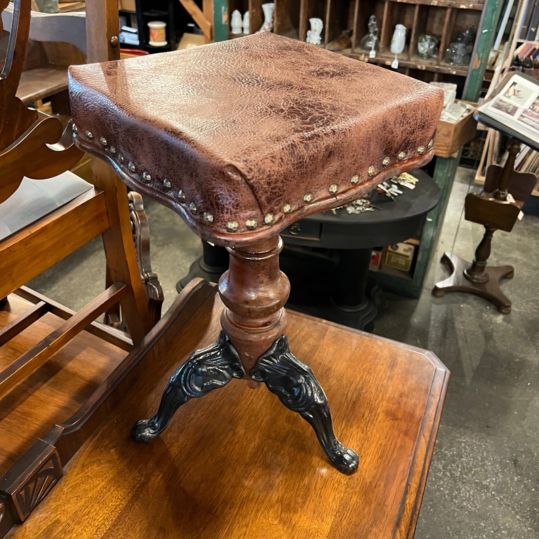 Antique outlet piano stool